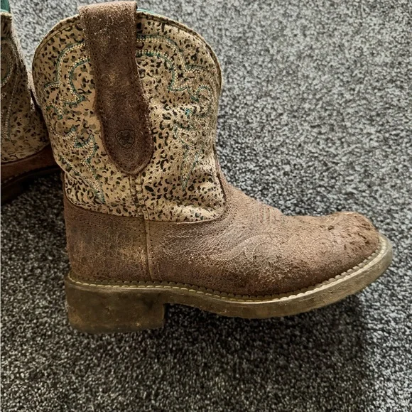 Ariat fat baby boots - Picture 2 of 5